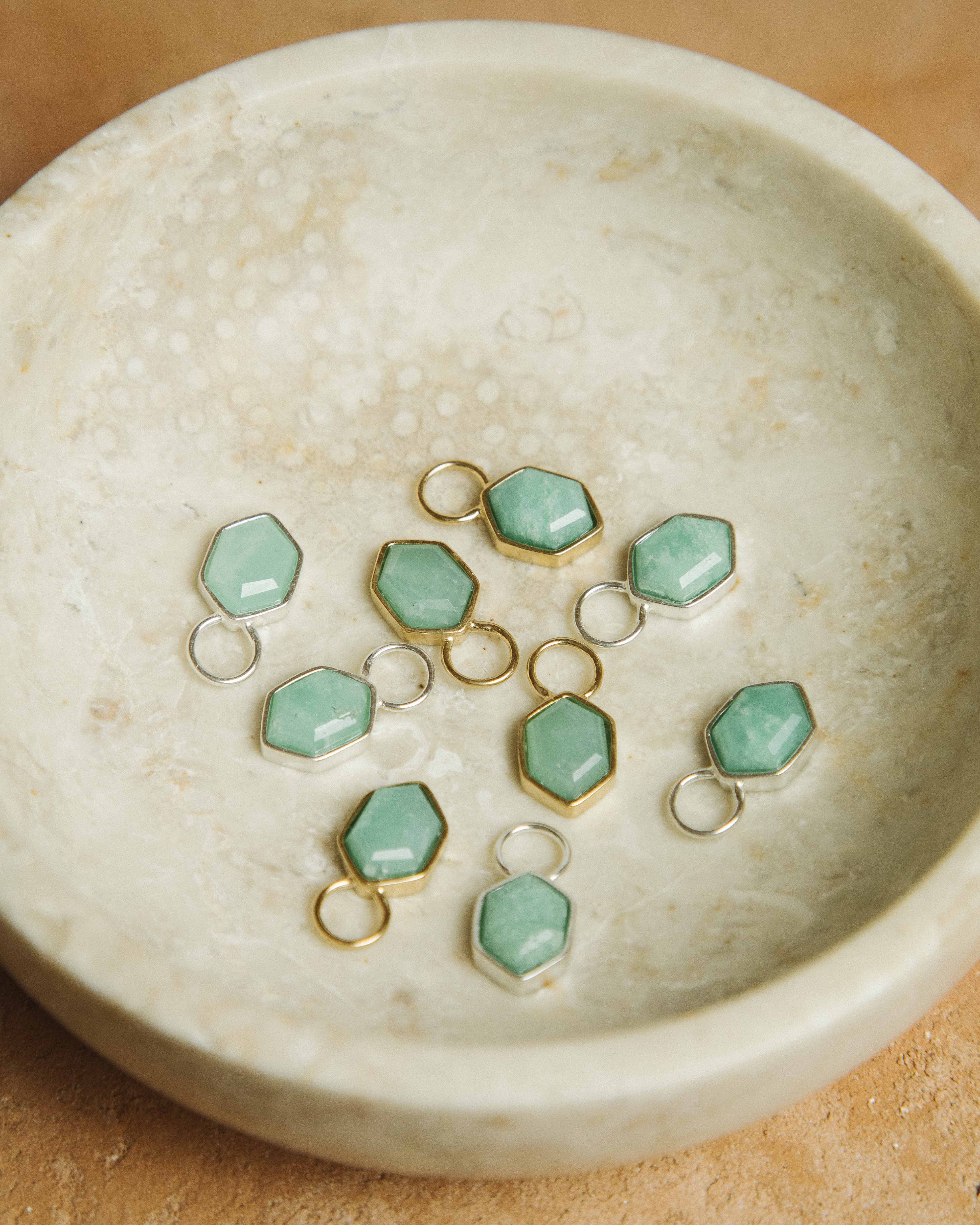 TREASURE · Amazonita Bañado en Oro 18k