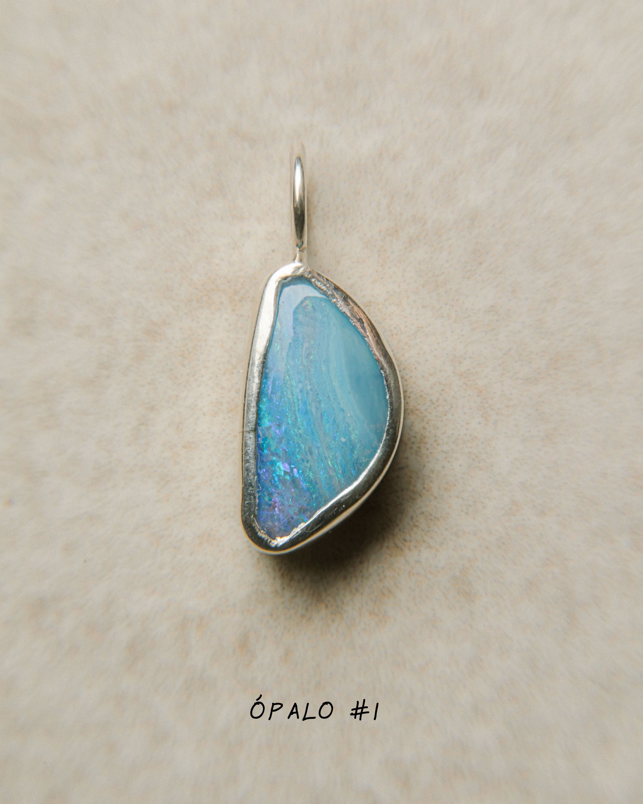 Ópalo Boulder | Talla L | Plata | SAIA