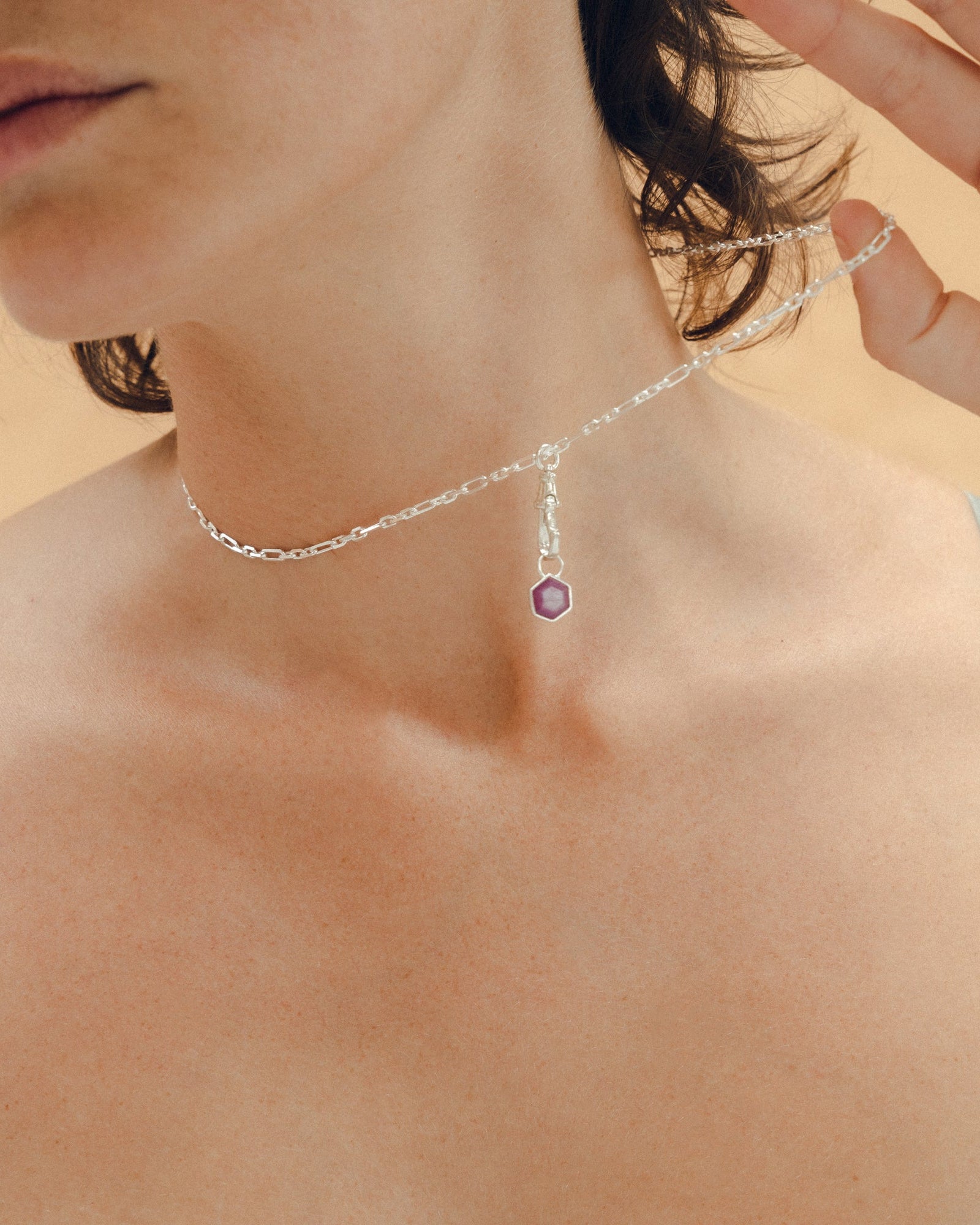 Phoebe in 18k recycled gold with diamond