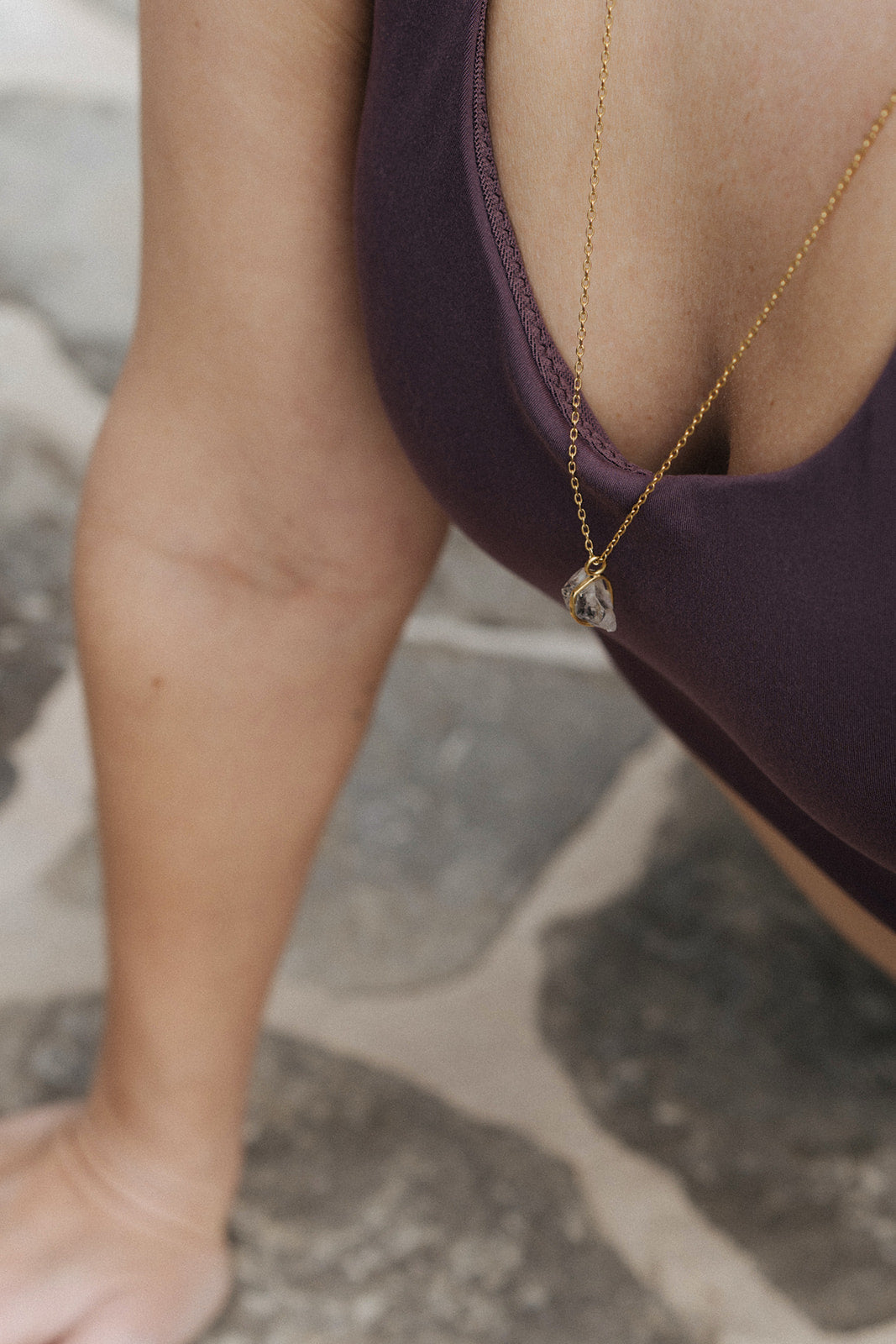 Plexo solar cuarzo claro Bañado en Oro 18k