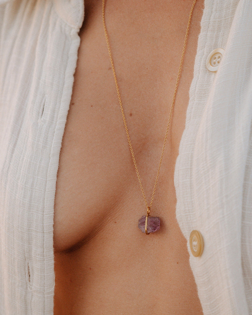 Plexo solar amatista Bañado en Oro 18k