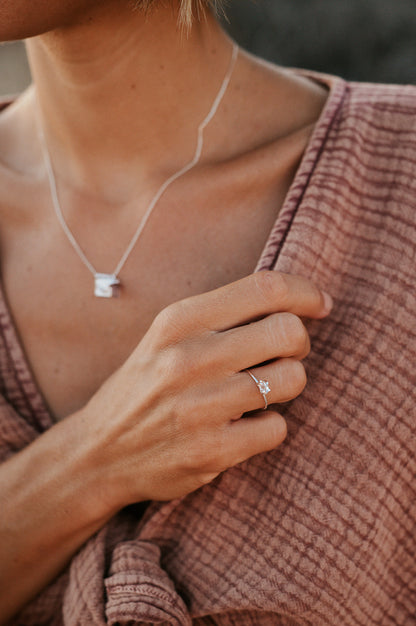 Anillo solitario cuarzo Herkimer