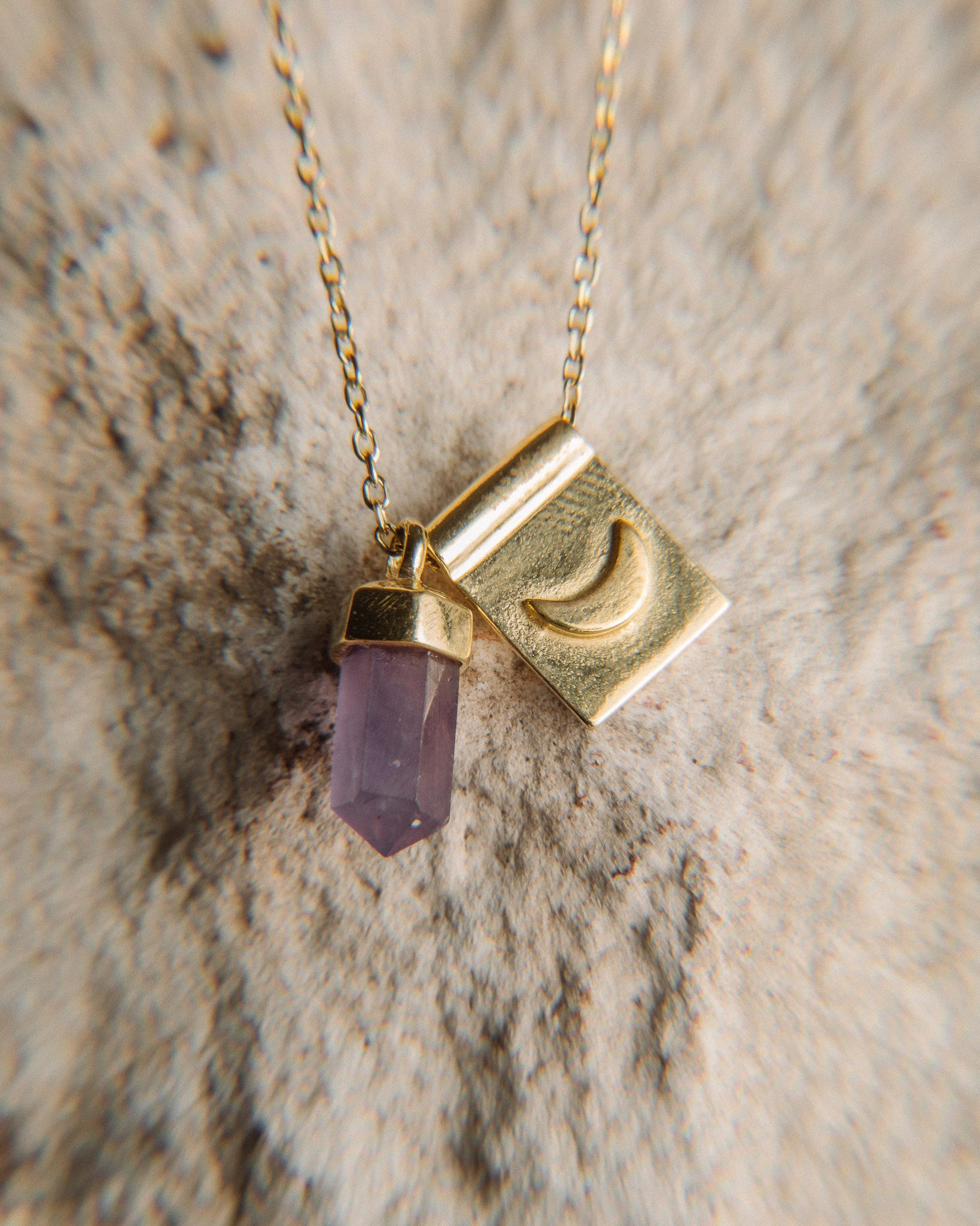 Luna nueva en Plata Bañada en Oro 18k