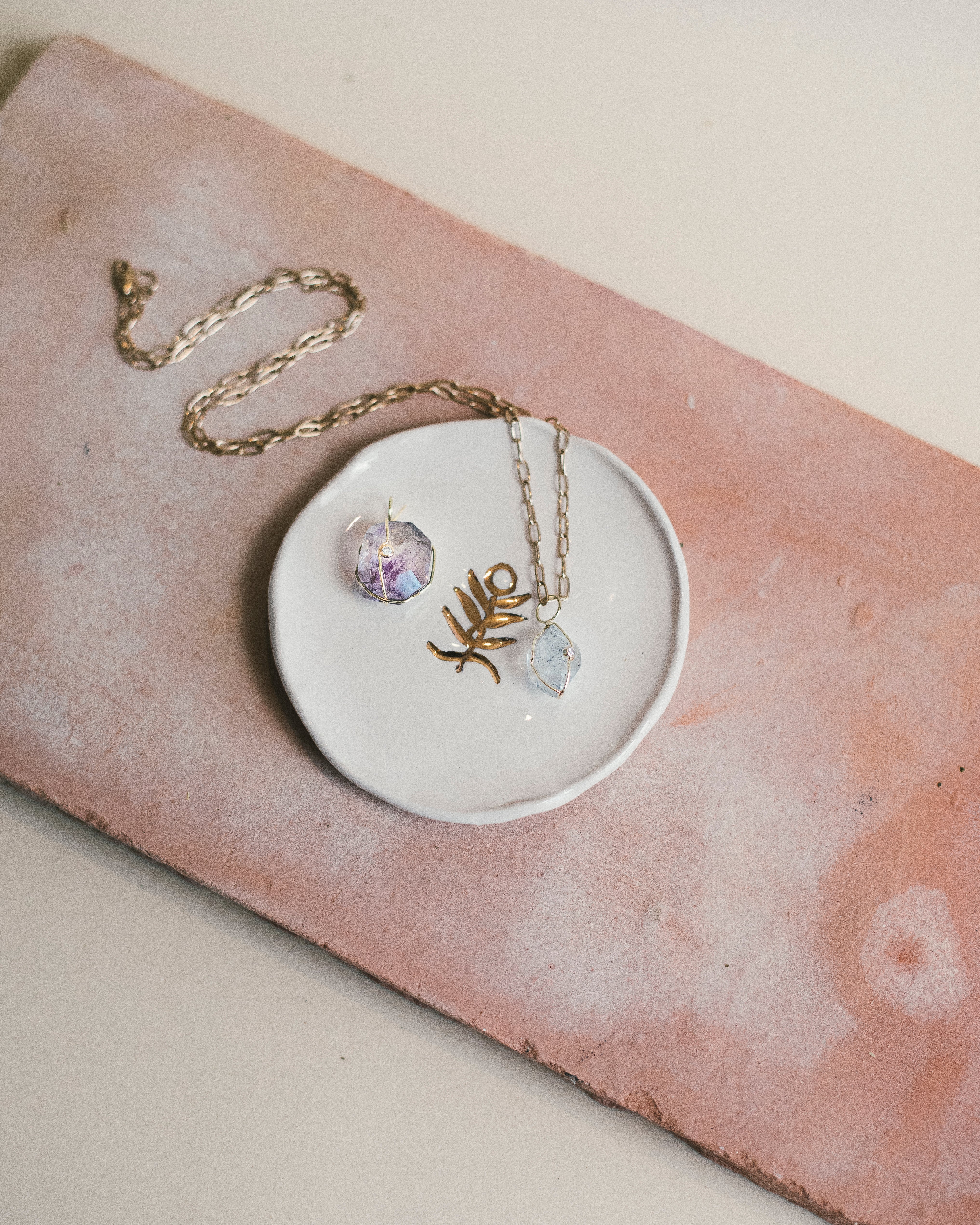 Phoebe en Oro reciclado con diamante