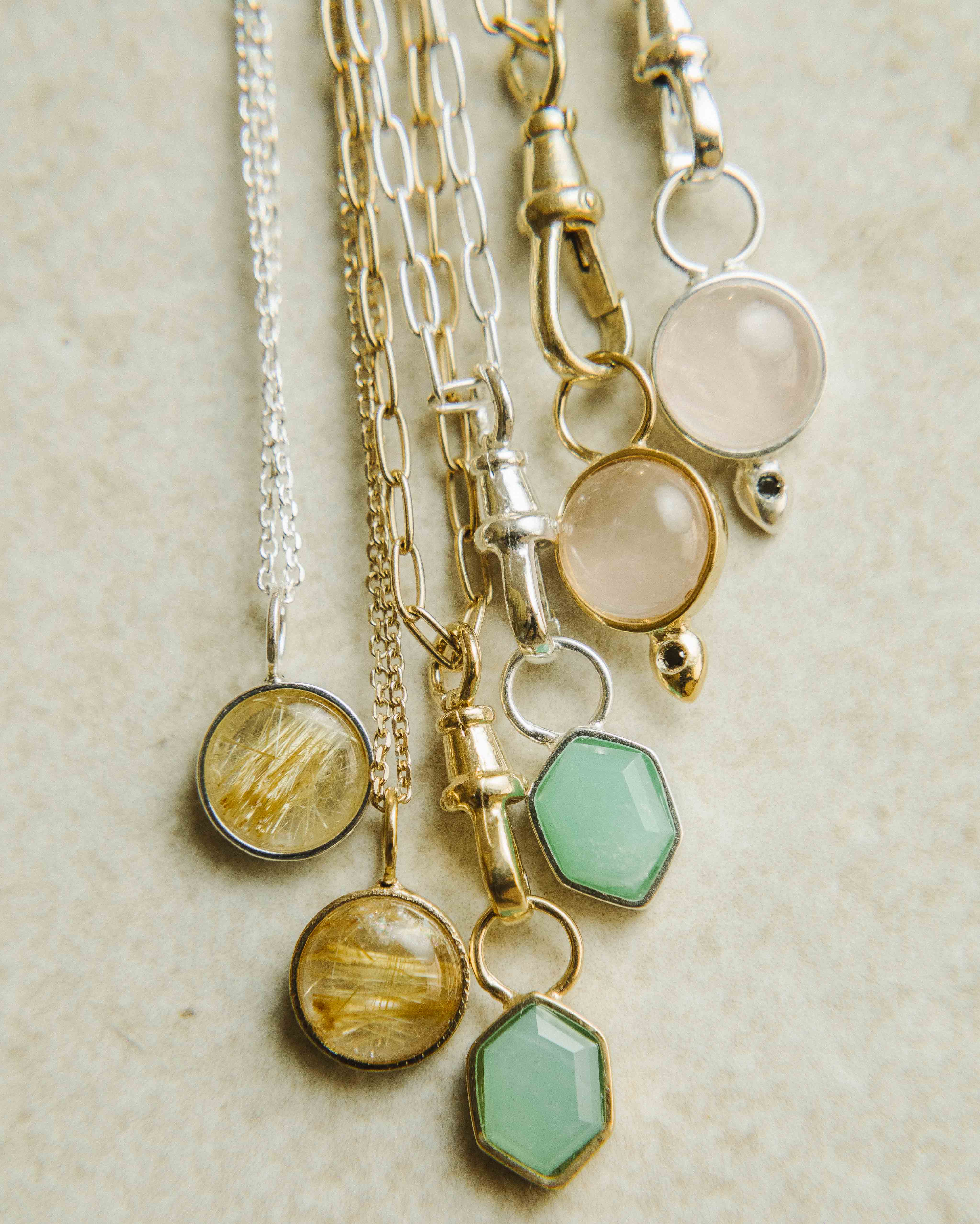 TREASURE · Amazonita Bañado en Oro 18k