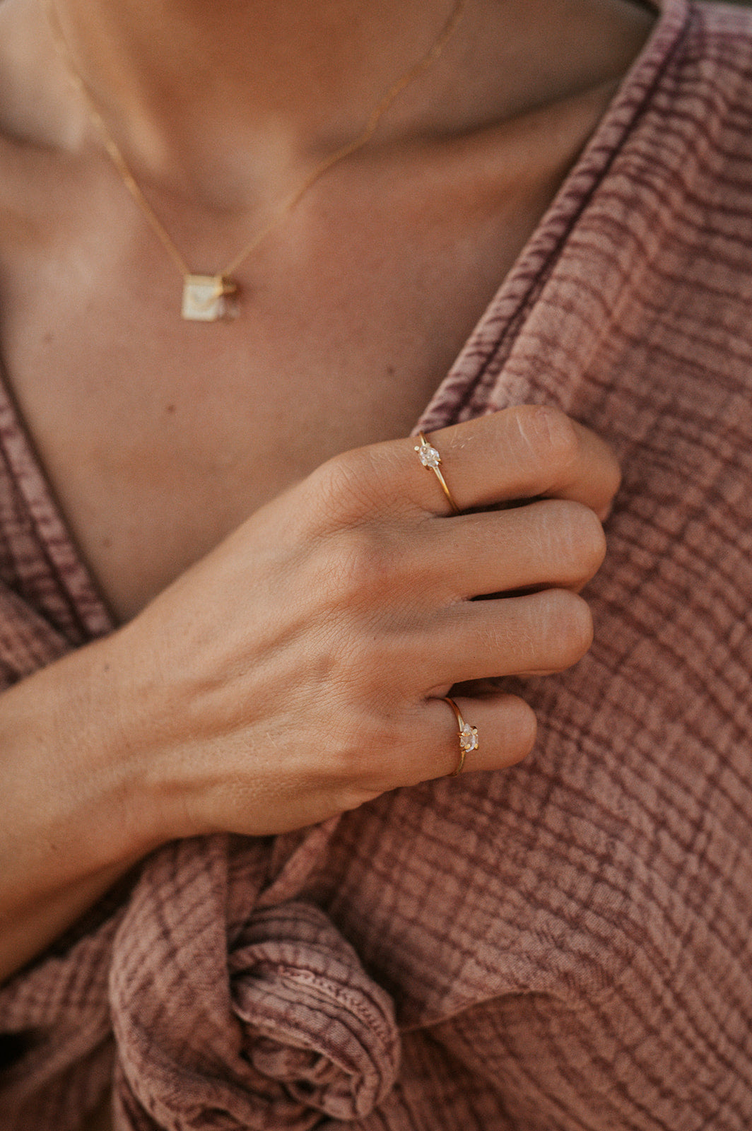 Anillo solitario cuarzo Herkimer