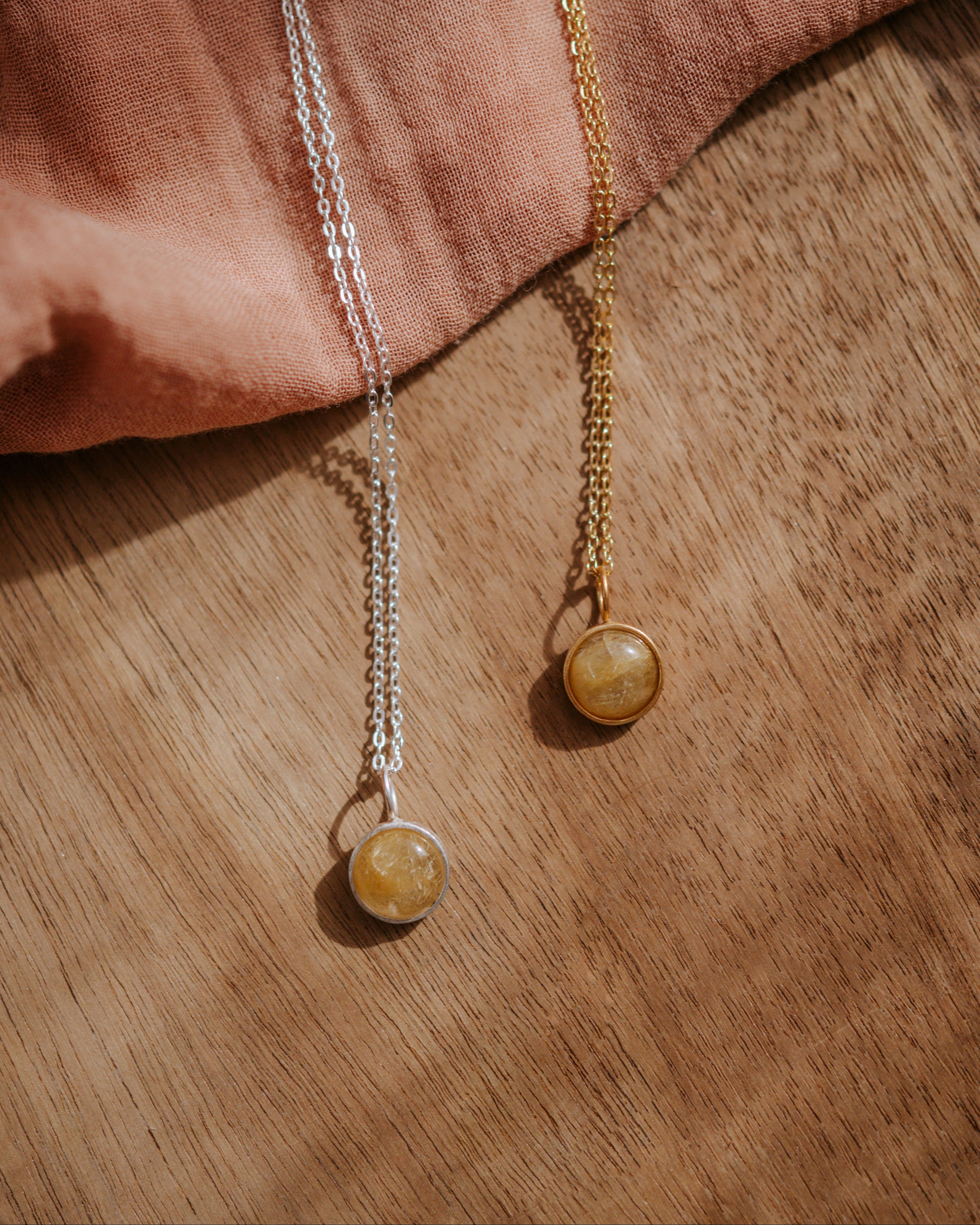 Plexo solar cuarzo rutilado en Plata Reciclada