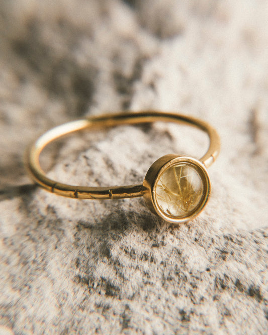 Anillo Alexa Cuarzo Rutilado en Plata Bañada en Oro 18k