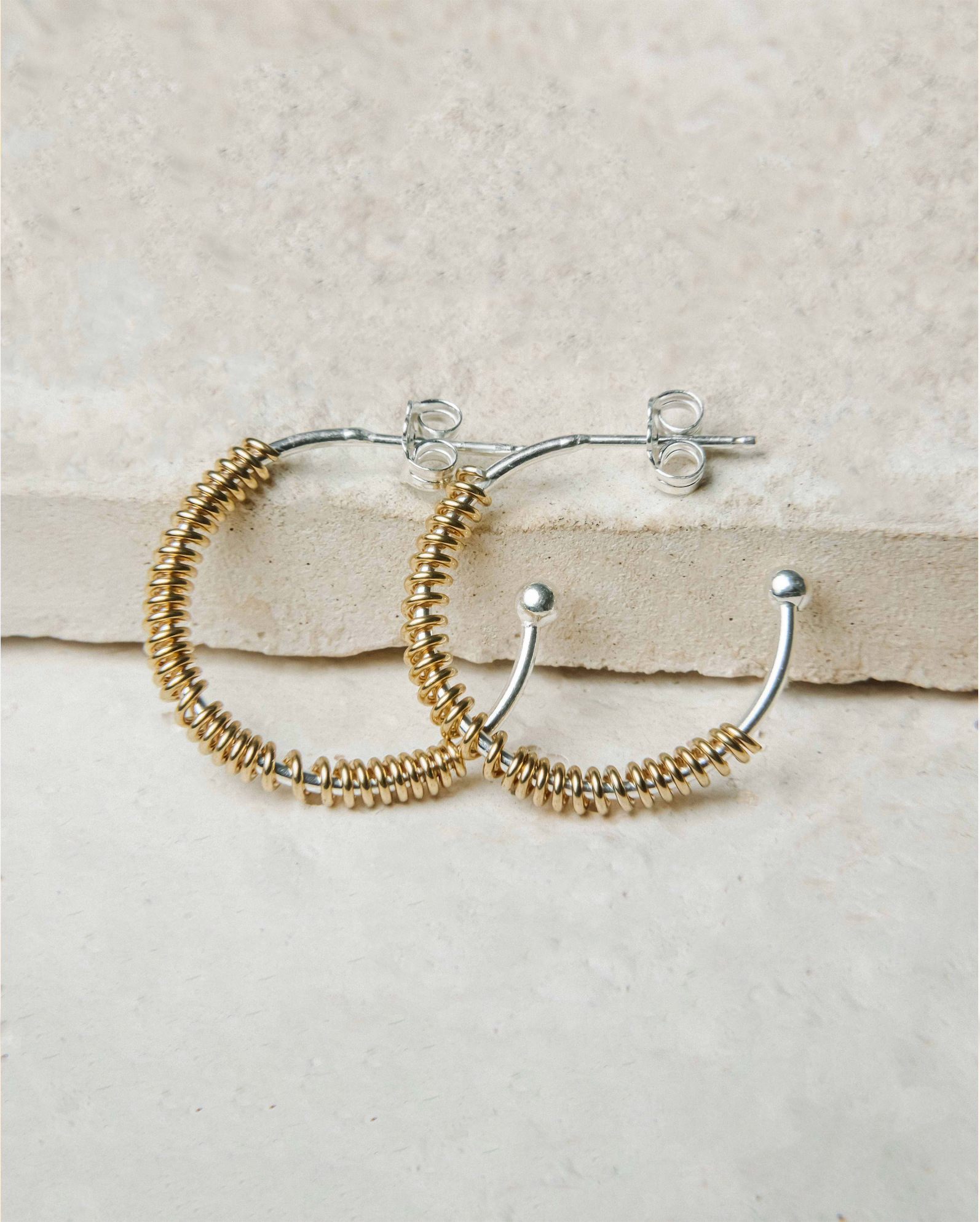 Pendientes NÓMADA en Plata y Baño de Oro