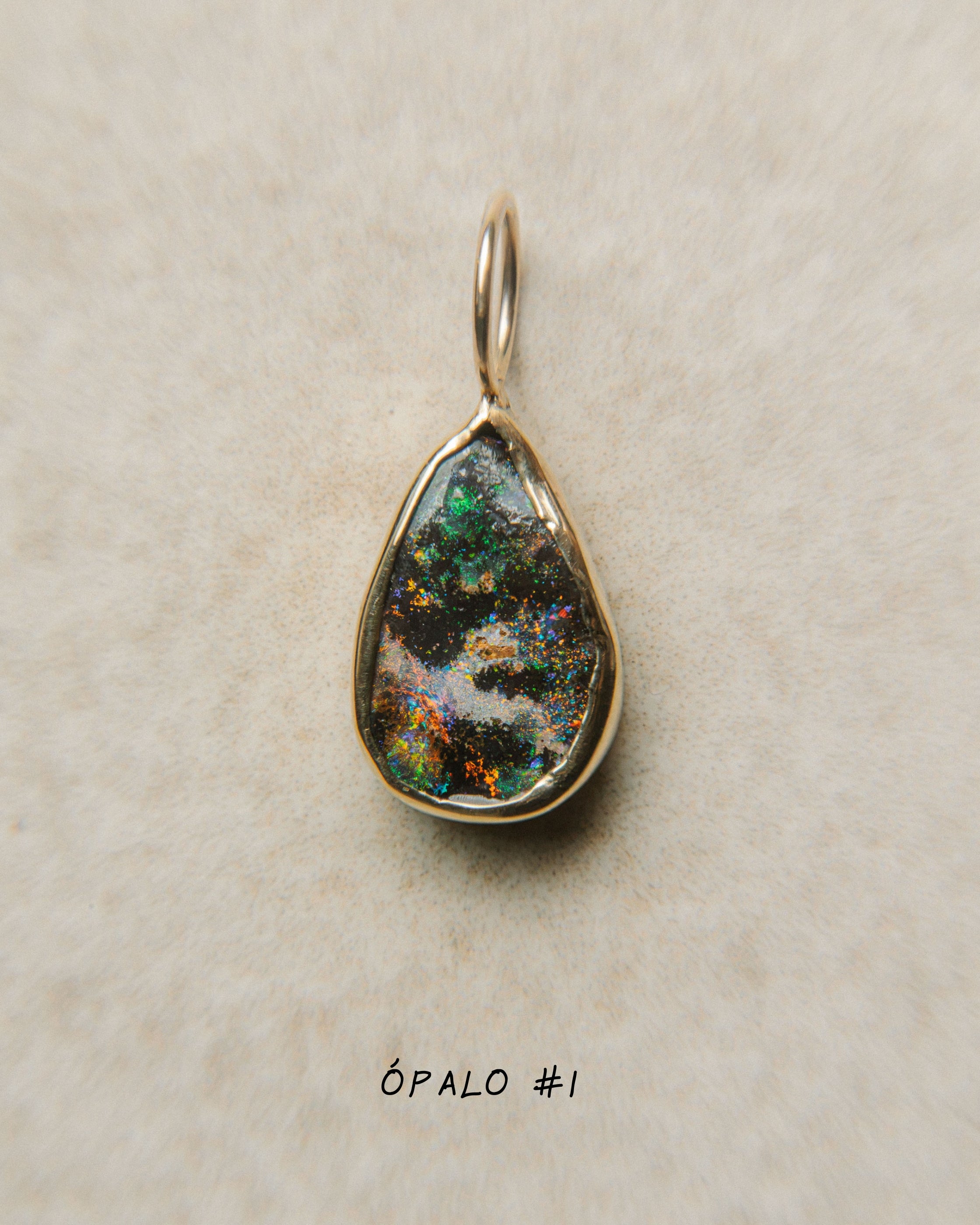 Ópalo Boulder | Talla L | Oro 9k | SAIA