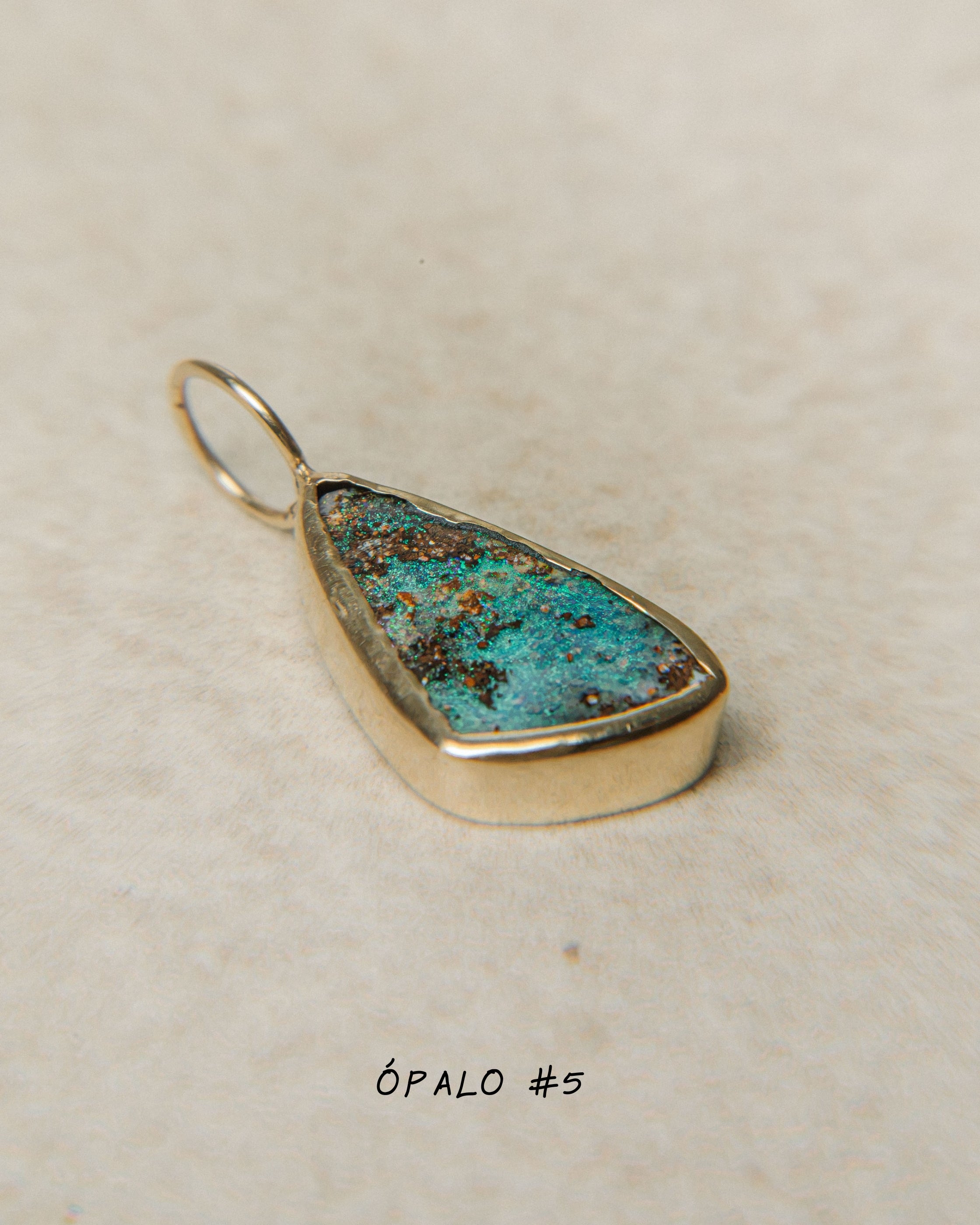 Ópalo Boulder | Talla L | Oro 9k | SAIA