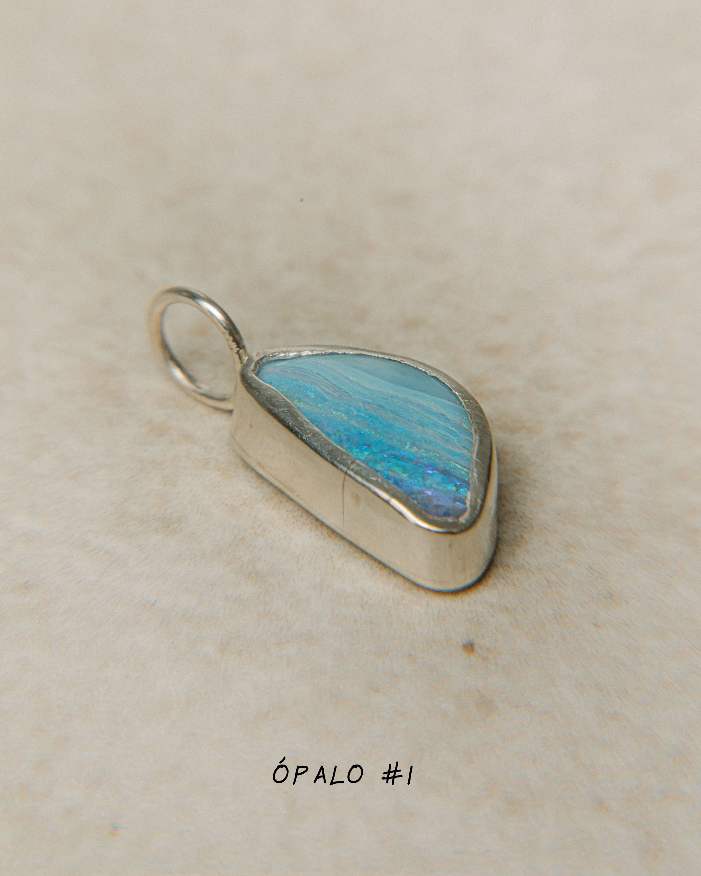 Ópalo Boulder | Talla L | Plata | SAIA