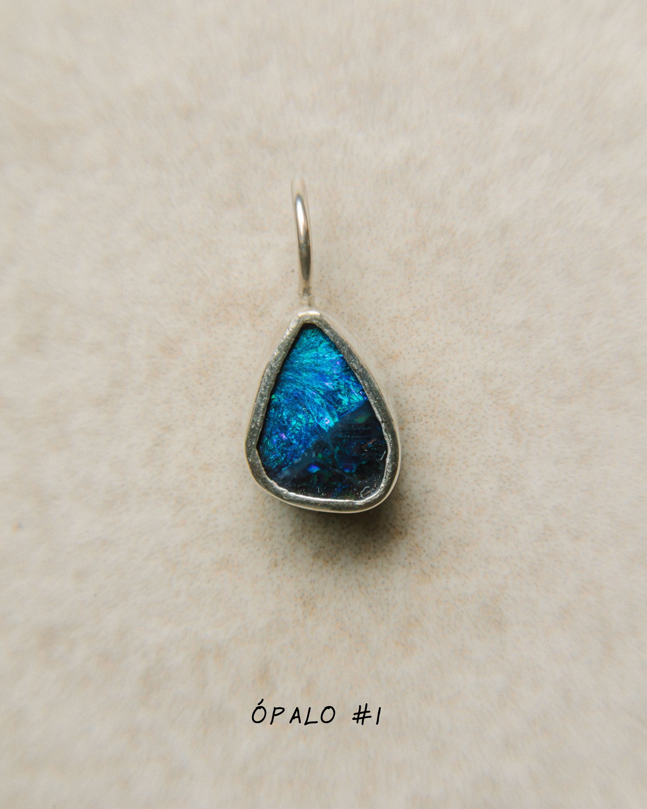 Ópalo Boulder | Talla S | Plata | SAIA
