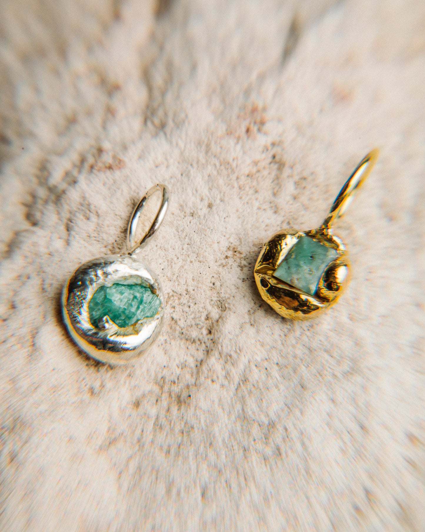 RAW · Esmeralda en Plata Reciclada