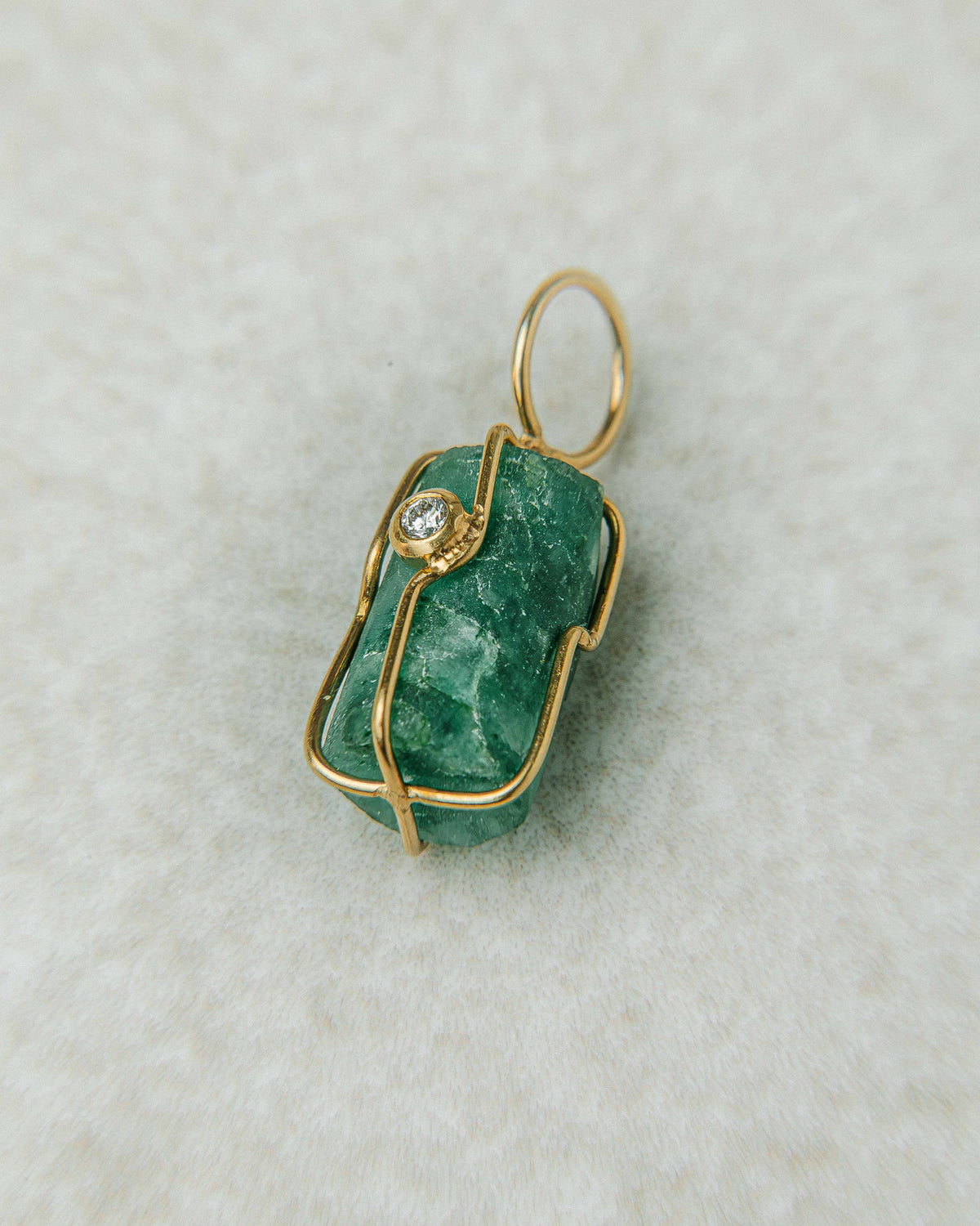 Phoebe in 18k recycled gold with diamond